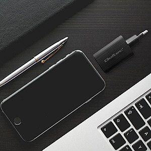 Зарядное устройство для мобильных устройств Qoltec 50766 Ноутбук, портативная игровая консоль, внешний аккумулятор, смартфон, умные часы, планшет Черный AC Быстрая зарядка в помещении