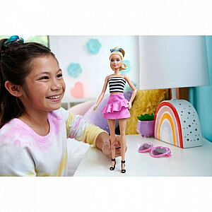 Lelle Barbie Fashionistas ar baltām un melnām svītrām
