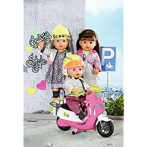 Шлем для катания на самокате для куклы Baby Born ростом 43 см.