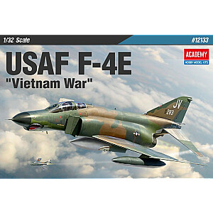 USAF F-4E Vjetnamas kara plastmasas modeļa lidmašīna 1/32