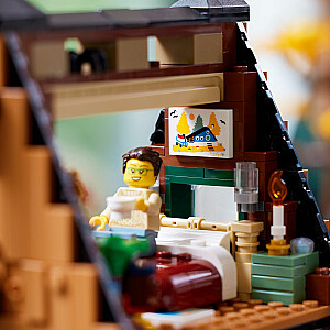 Треугольный дом LEGO® Ideas (21338)
