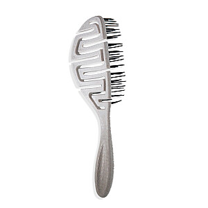 MOHANI Biodegradable Hair Brush ir bioloģiski noārdāma birste visu veidu matu vieglai ķemmēšanai. 
