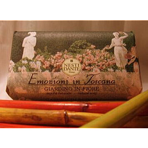 Tualetes ziepes NESTI DANTE Emozioni In Toscana Garden In Bloom 250g