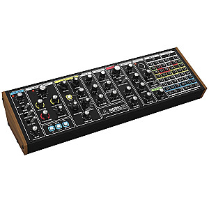 Behringer MODEL 15 - Analogais sintezators