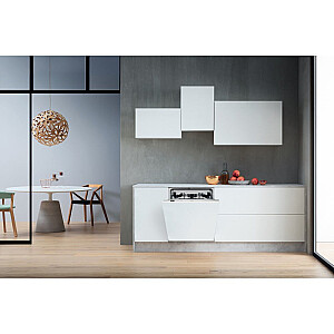 Whirlpool WI 7020 PF Полу-встраиваемая на 14 комплектов посуды E