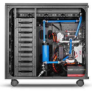 Thermaltake Core W200