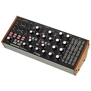 MOOG subharmonicon analogais sintezators daļēji modulārais poliritmisks sekvenceris melns