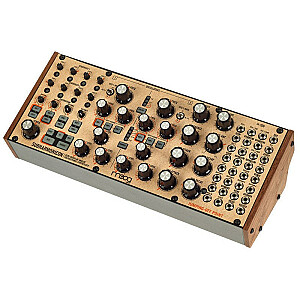MOOG Subharmonicon Аналоговый синтезатор полумодульный полиритмический секвенсор Черный
